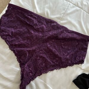 Torrid Curve SZ 3 Purple Lace Lace Up Panties NWOT Never Worn/Washed Beautiful!